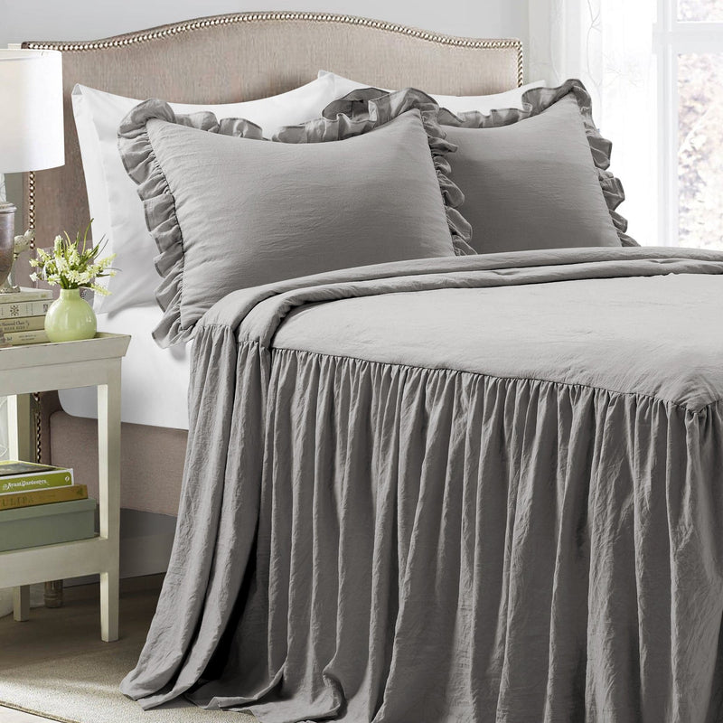 Load image into Gallery viewer, Ruffle Skirt Bedspread Set Collective LushDecor
