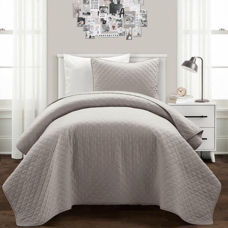 Load image into Gallery viewer, Ava Diamond Oversized Cotton Quilt Set Collective LushDecor
