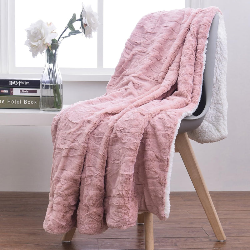 Load image into Gallery viewer, Faux Fur Dusty Muted Pink Throw Blanket Gift Tache Home Fashion
