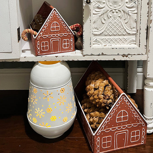 Gingerbread House Planters, Set of 2 Sale ABH