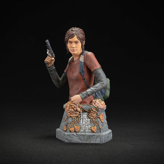 The Last of Us - Ellie With Handgun Bust - Statue Collectibles Dark Horse Comics