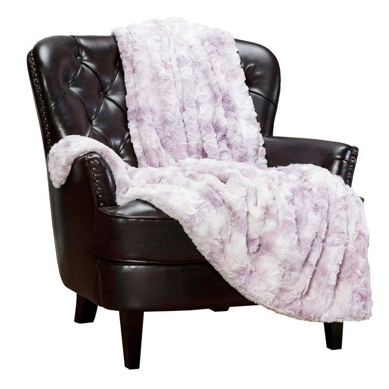 Load image into Gallery viewer, Wolf Faux Fur Throw Blanket
