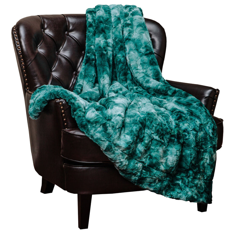 Load image into Gallery viewer, Wolf Faux Fur Throw Blanket
