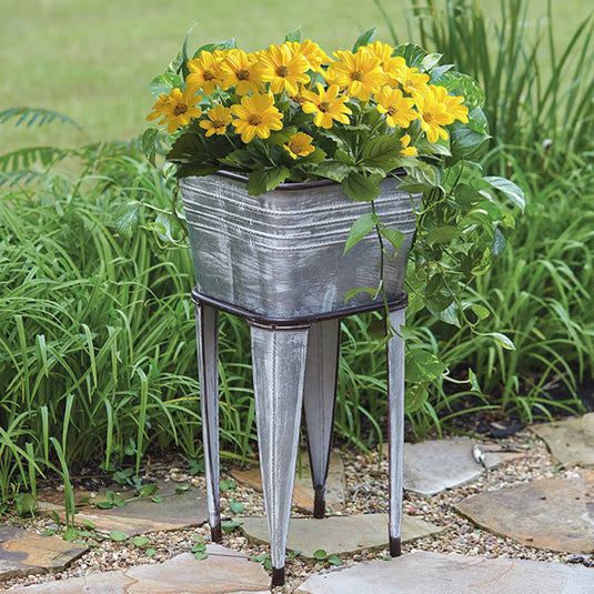 Metal Basin Standing Planter General CT