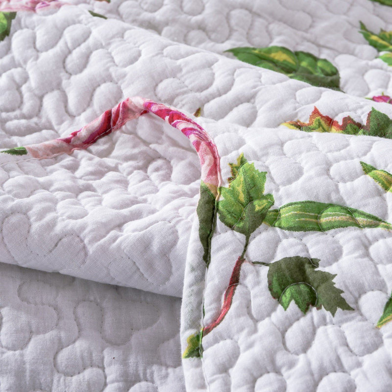 Load image into Gallery viewer, Romantic Roses Lovely Spring Pink Floral Quilted Scalloped Bedspread Set General DaDalogy Bedding Collection
