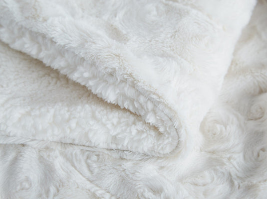 Luxury White Roses Fluffy Soft Sherpa Backside Faux Fur Throw Blanket Collective DaDalogy Bedding Collection