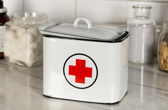 Chippy Enamel First Aid Box General VIP