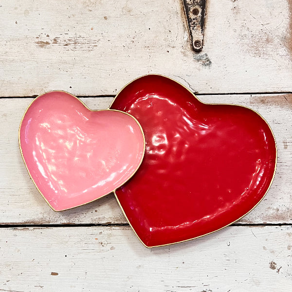 Connected Heart-Shaped Metal Plates Sale ABH