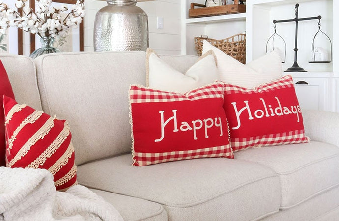 Happy Holidays Pillow Set General VHC