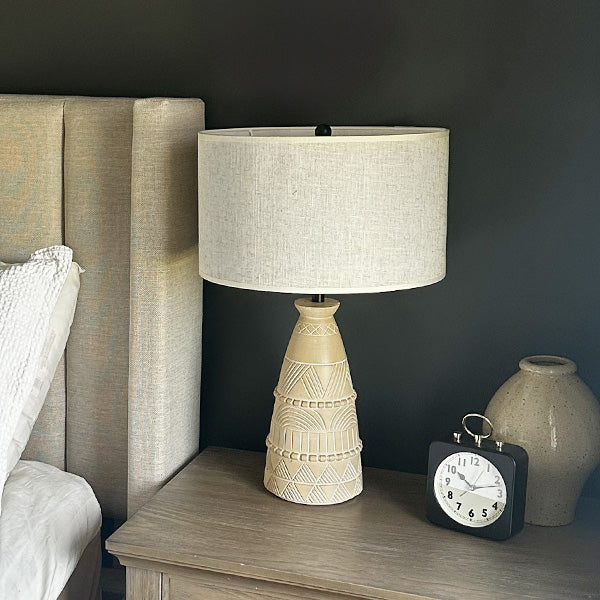 Intricate Beige Bedside Table Lamp General ABH