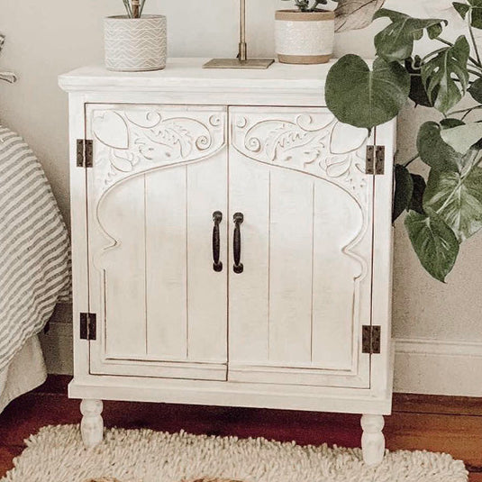 Vintage-Inspired White Wooden Cottage Cabinet General ABH