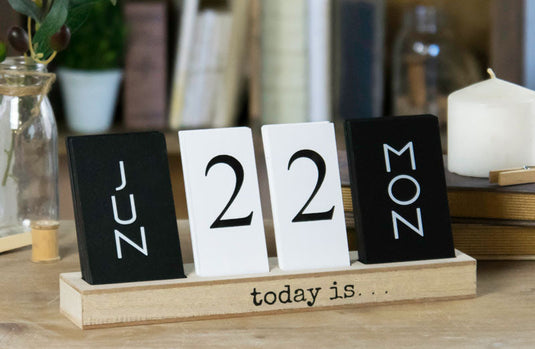 Wooden Block Perpetual Calendar General VIP