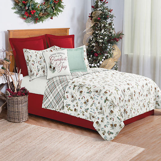 Holly Reversible Quilt Set, Choose Your Size General CNF