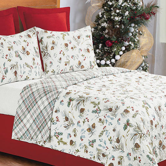 Holly Reversible Quilt Set, Choose Your Size General CNF